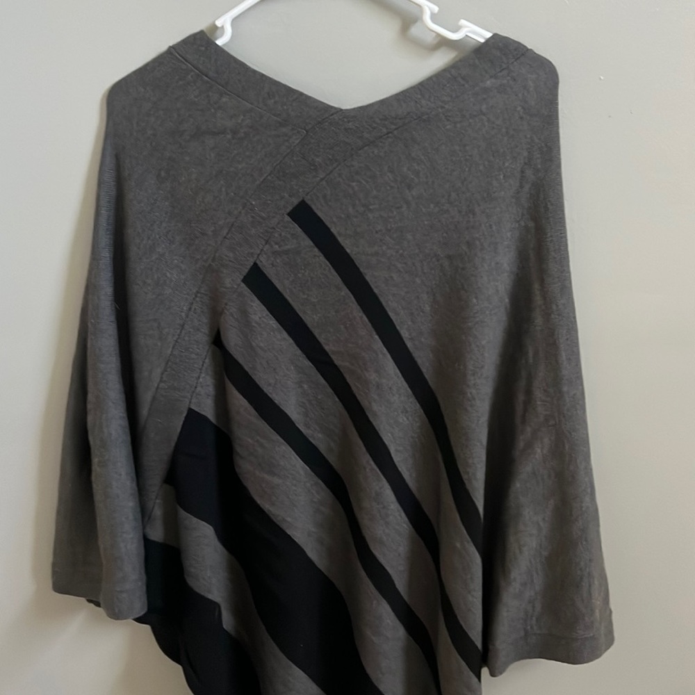 The Limited black and gray poncho top
